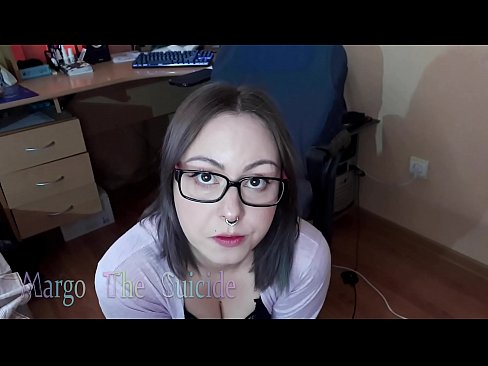❤️ Une fille sexy avec des lunettes suce profondément un gode devant la caméra ️❌ Vidéo de sexe at fr.sex78.ru ️❤